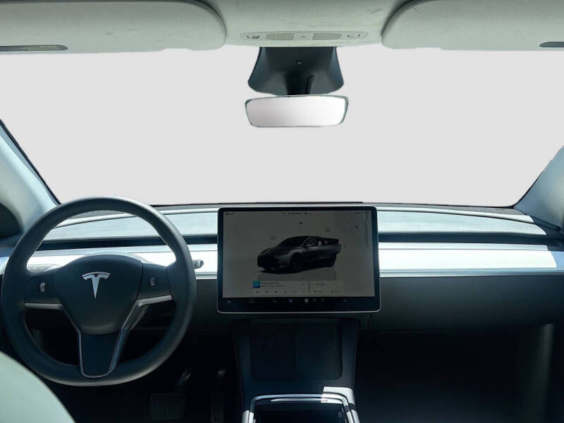 2025 Tesla Model Y Long Range