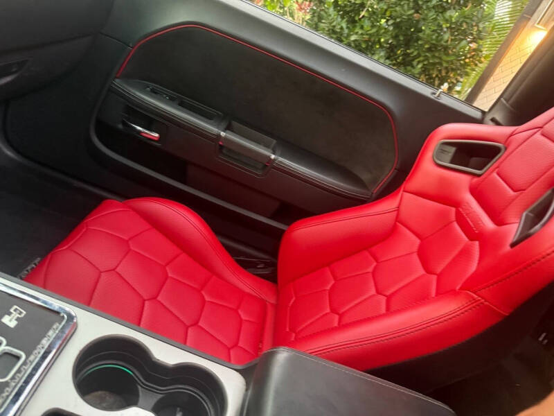 2013 Dodge Challenger SRT8 392