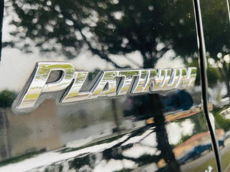 2011 Toyota Sequoia Platinum