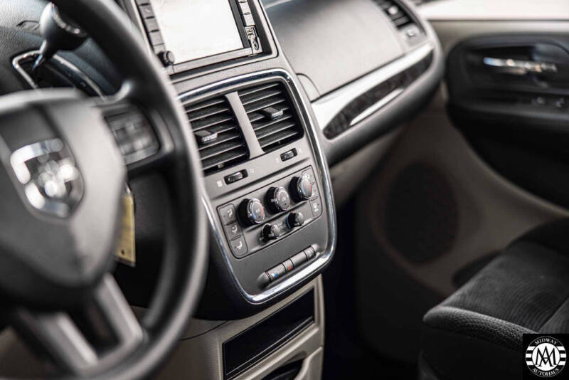 2017 Dodge Grand Caravan SE
