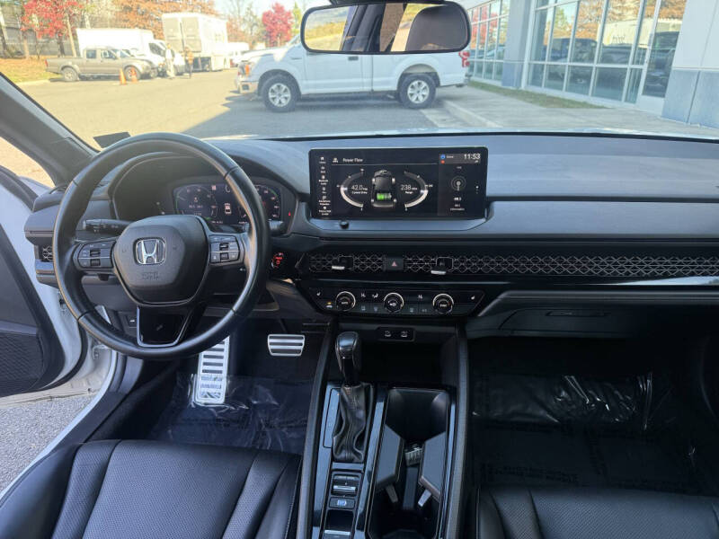 2023 Honda Accord Hybrid Sport-L