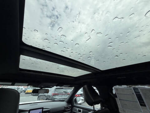 2022 Ford Explorer ST-Line