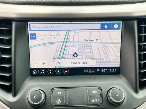 2023 GMC Acadia AT4