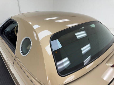 2005 Ford Thunderbird Deluxe