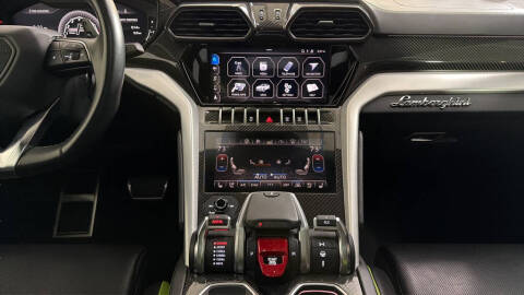 2020 Lamborghini Urus