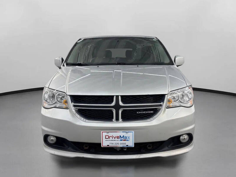 2011 Dodge Grand Caravan Crew