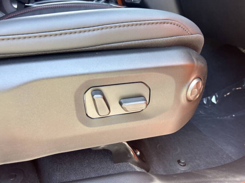 2025 Jeep Wrangler Rubicon X