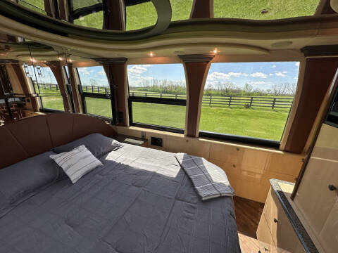 2001 Prevost Liberty