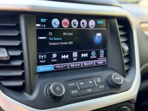 2017 GMC Acadia SLE-2