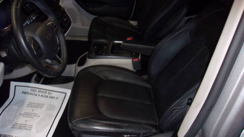 2017 Chrysler Pacifica Touring-L Plus