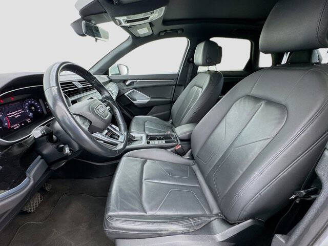 2020 Audi Q3 quattro Premium 45 TFSI