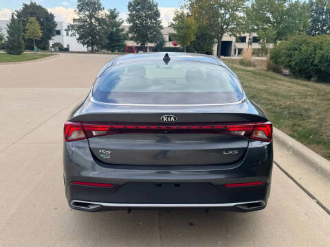 2021 Kia K5