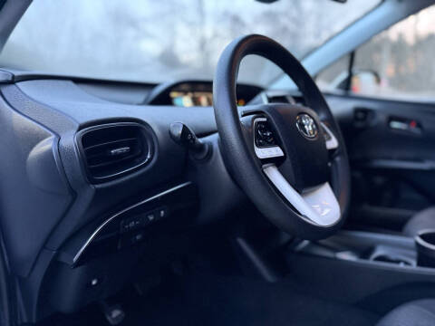 2017 Toyota Prius Two