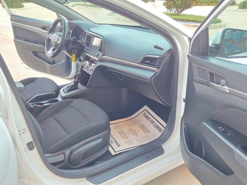 2020 Hyundai Elantra SEL