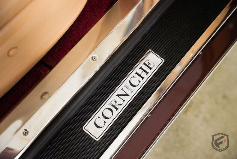 2001 Rolls-Royce Corniche