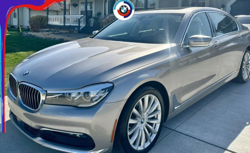 2017 BMW 7 Series 740i photo 2