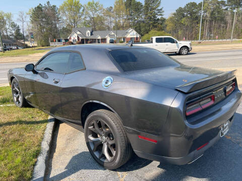2019 Dodge Challenger SXT