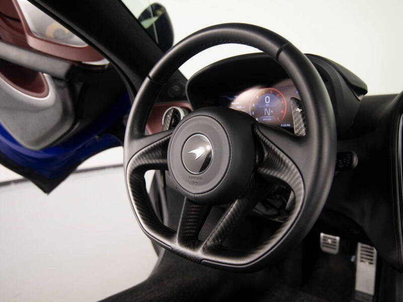 2025 McLaren GTS
