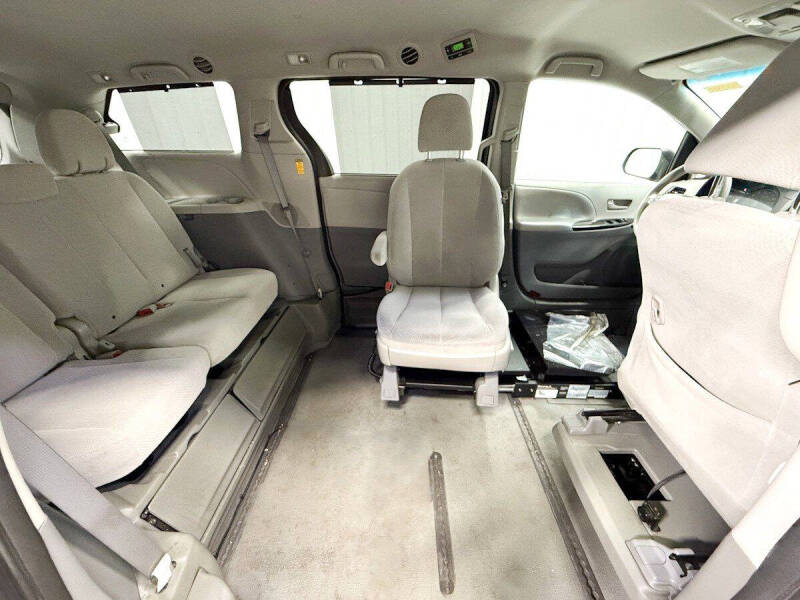 2014 Toyota Sienna