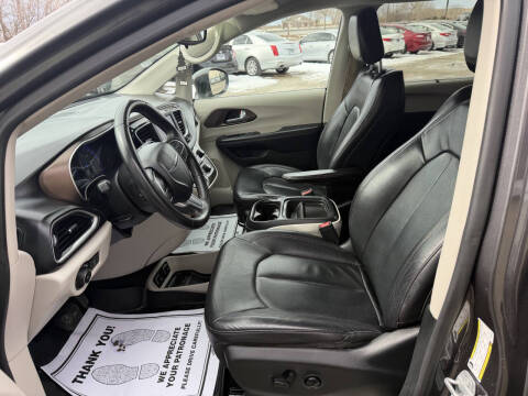 2018 Chrysler Pacifica Touring L