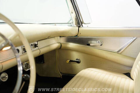 1957 Ford Thunderbird