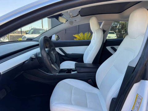 2019 Tesla Model 3 Long Range