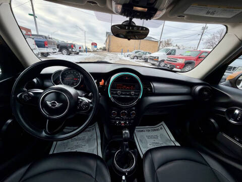 2016 MINI Hardtop 4 Door Cooper