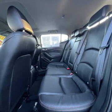 2015 Mazda MAZDA3 s Touring