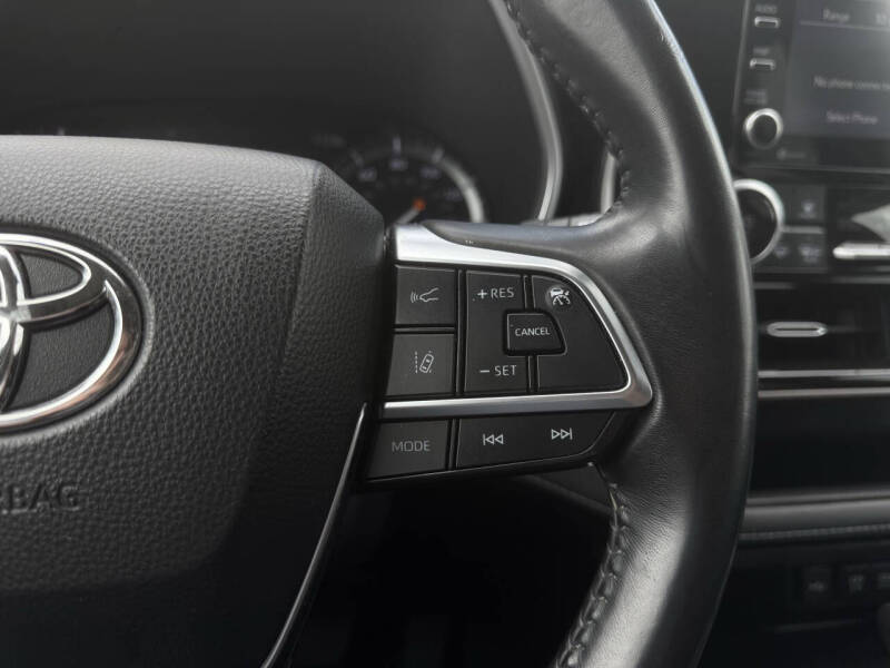 2021 Toyota Highlander XLE
