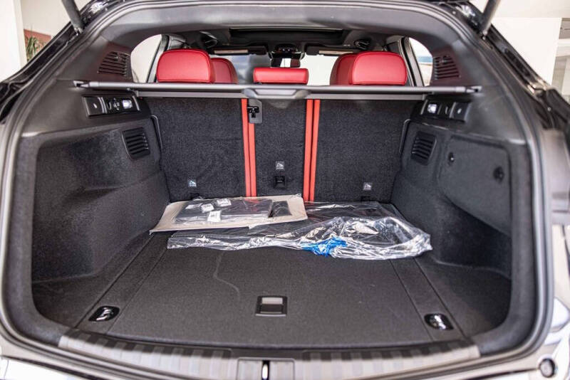 2025 Alfa Romeo Stelvio