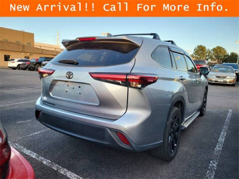 2022 Toyota Highlander L