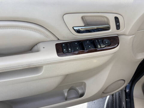 2014 Cadillac Escalade Luxury