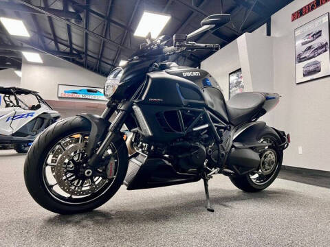 2012 Ducati Diavel Carbon Series