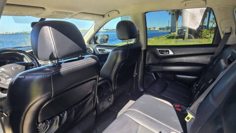 2018 Nissan Pathfinder SL