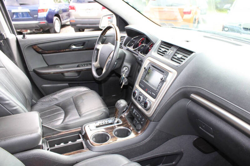 2016 GMC Acadia Denali