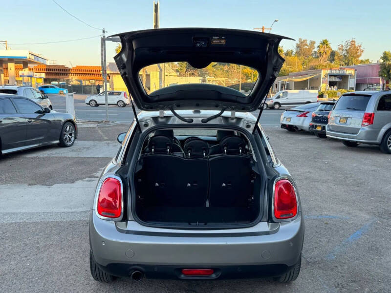 2017 MINI Hardtop 4 Door Cooper