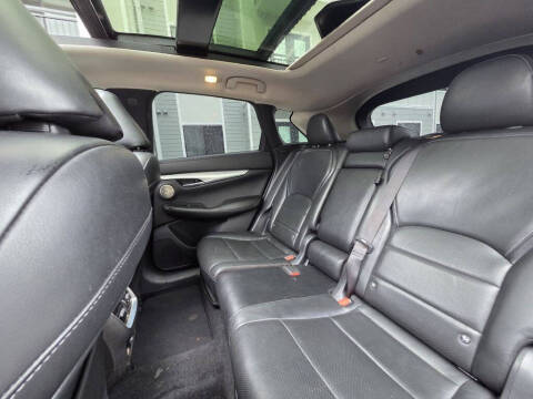 2019 Infiniti QX50 Essential
