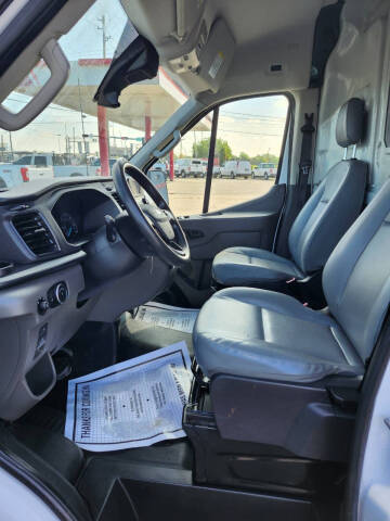 2024 Ford Transit 250