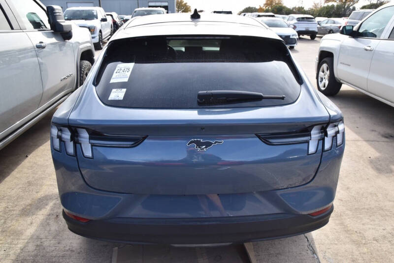 2024 Ford Mustang Mach-E Select