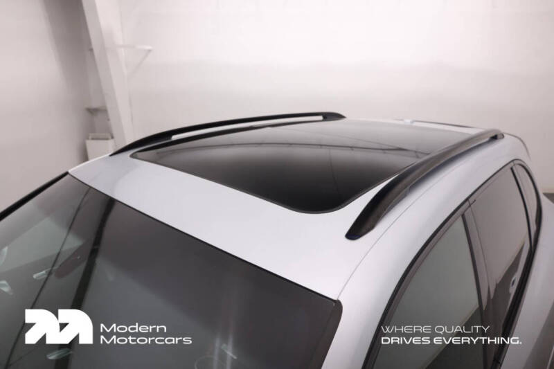 2017 Porsche Cayenne Platinum Edition