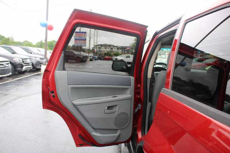 2006 Jeep Grand Cherokee Laredo