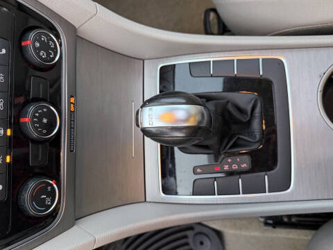 2014 Volkswagen Passat 2.0L TDI SE