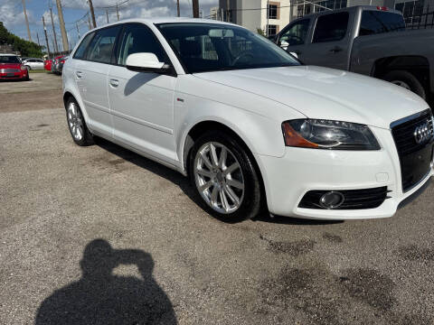 2012 Audi A3 2.0T Premium Plus PZEV