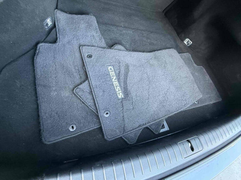 2016 Hyundai Genesis