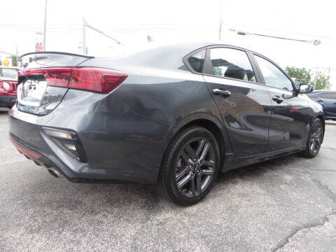 2021 Kia Forte GT Line
