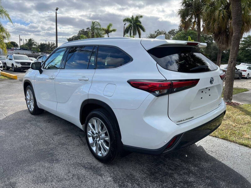 2023 Toyota Highlander Hybrid Limited