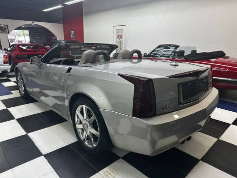 2005 Cadillac XLR