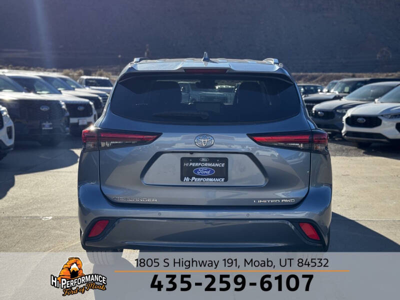 2023 Toyota Highlander L