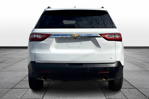 2021 Chevrolet Traverse LT Cloth