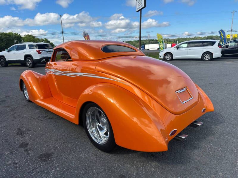 1939 Ford Super Deluxe